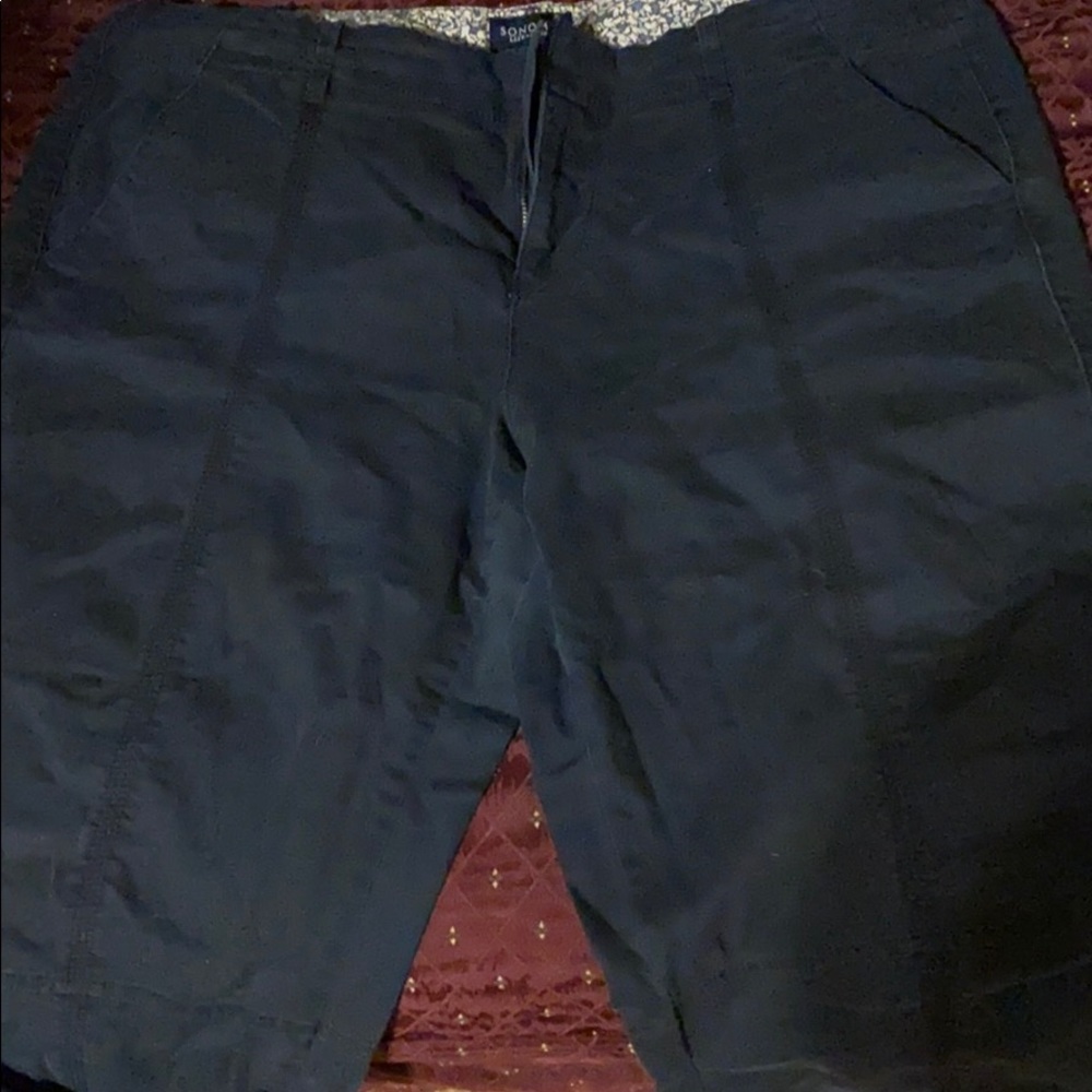 Women’s capris